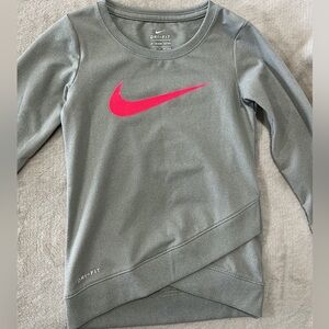 Girls Nike long sleeve shirt